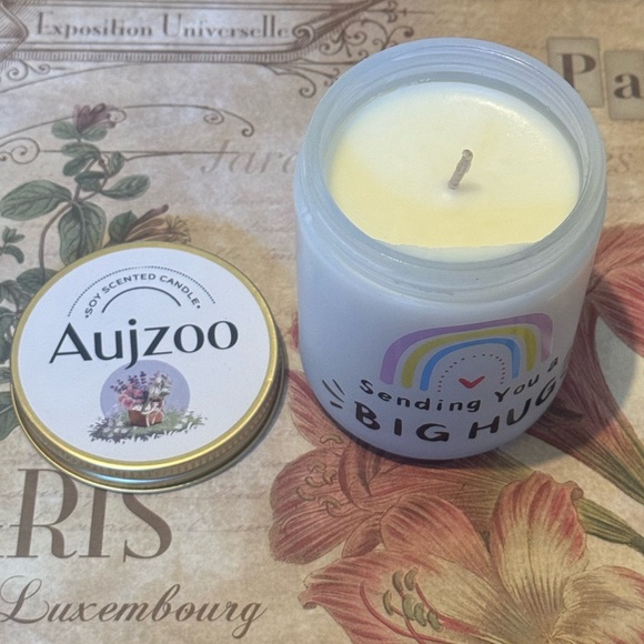 Lavender Candle Sending You A Big Hug Rainbow Scented by Aujzoo 7oz. NEW - Picture 2 of 7